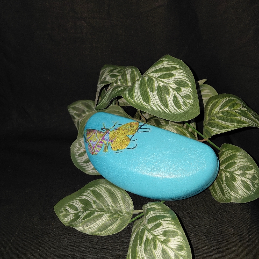 Large Hand Designed Sun Glass Case - Picture 3 of 5
